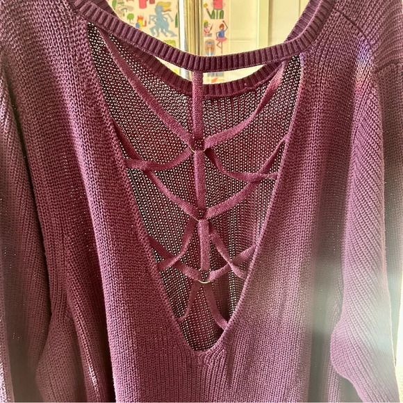 Torrid Knit Long Sleeve Tunic with back strap details - Picture 4 of 6